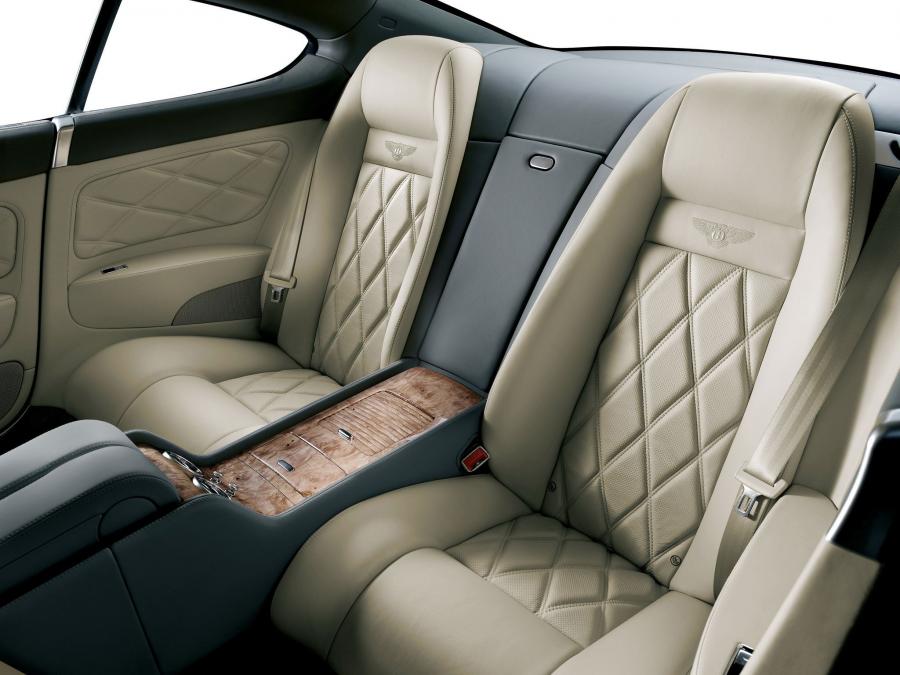 Интерьер Bentley Continental GT Speed 2007 года  (фото 78 из 86)